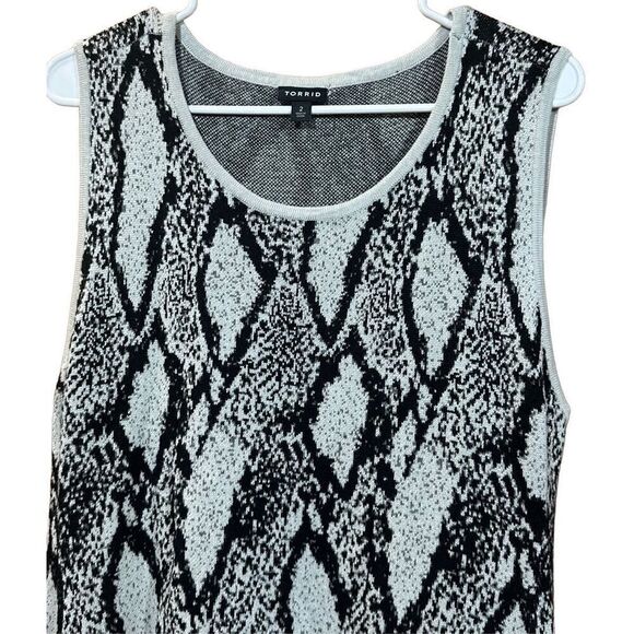 Women’s Torrid Plus Size 2X Snakeskin Print Sweater Knit Trapeze Dress Black Gra - Picture 2 of 5